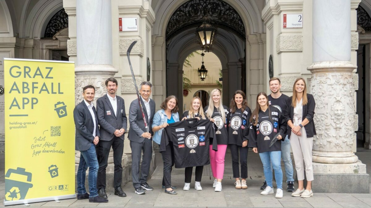 Damen Eishockey Auf Dem Vormarsch Holding Graz